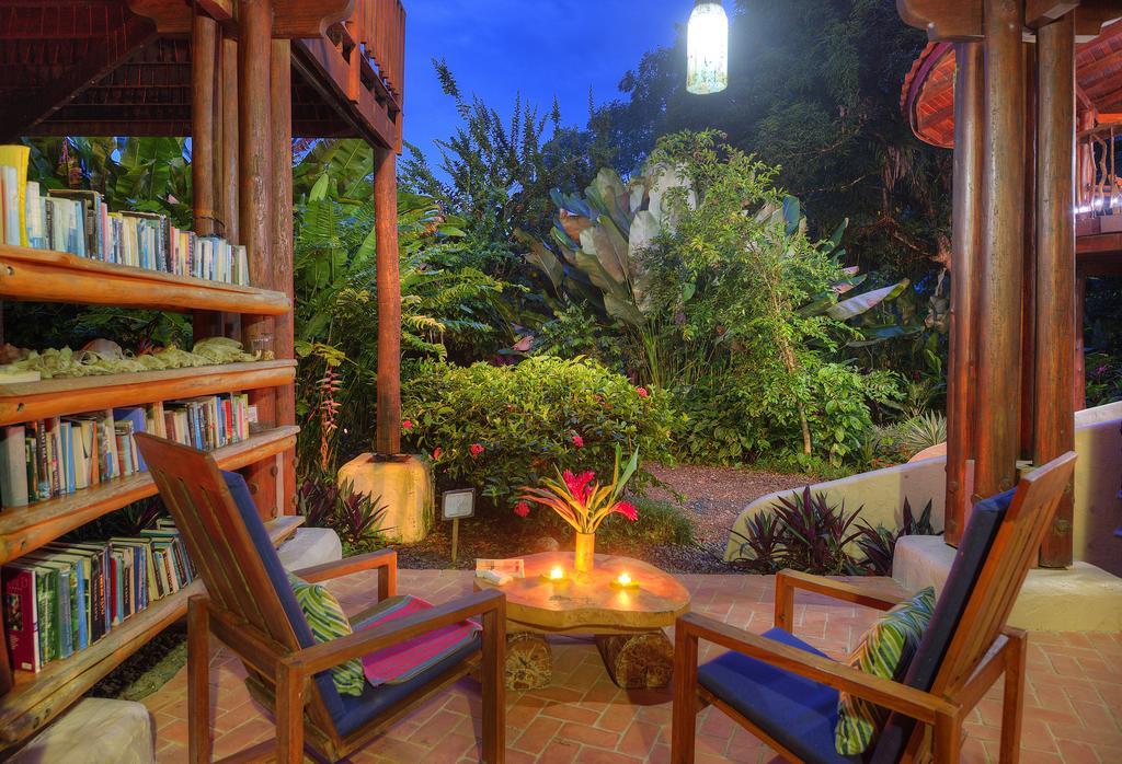 Playa Nicuesa Rainforest Eco Sanctuary โกลฟิโต ภายนอก รูปภาพ